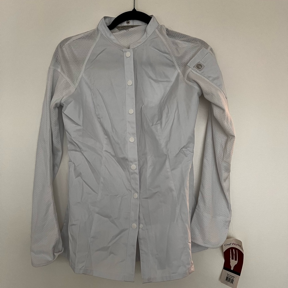 Chefworks chef coat small new with tags